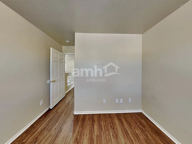 22644 W Adams Dr — Photo 21