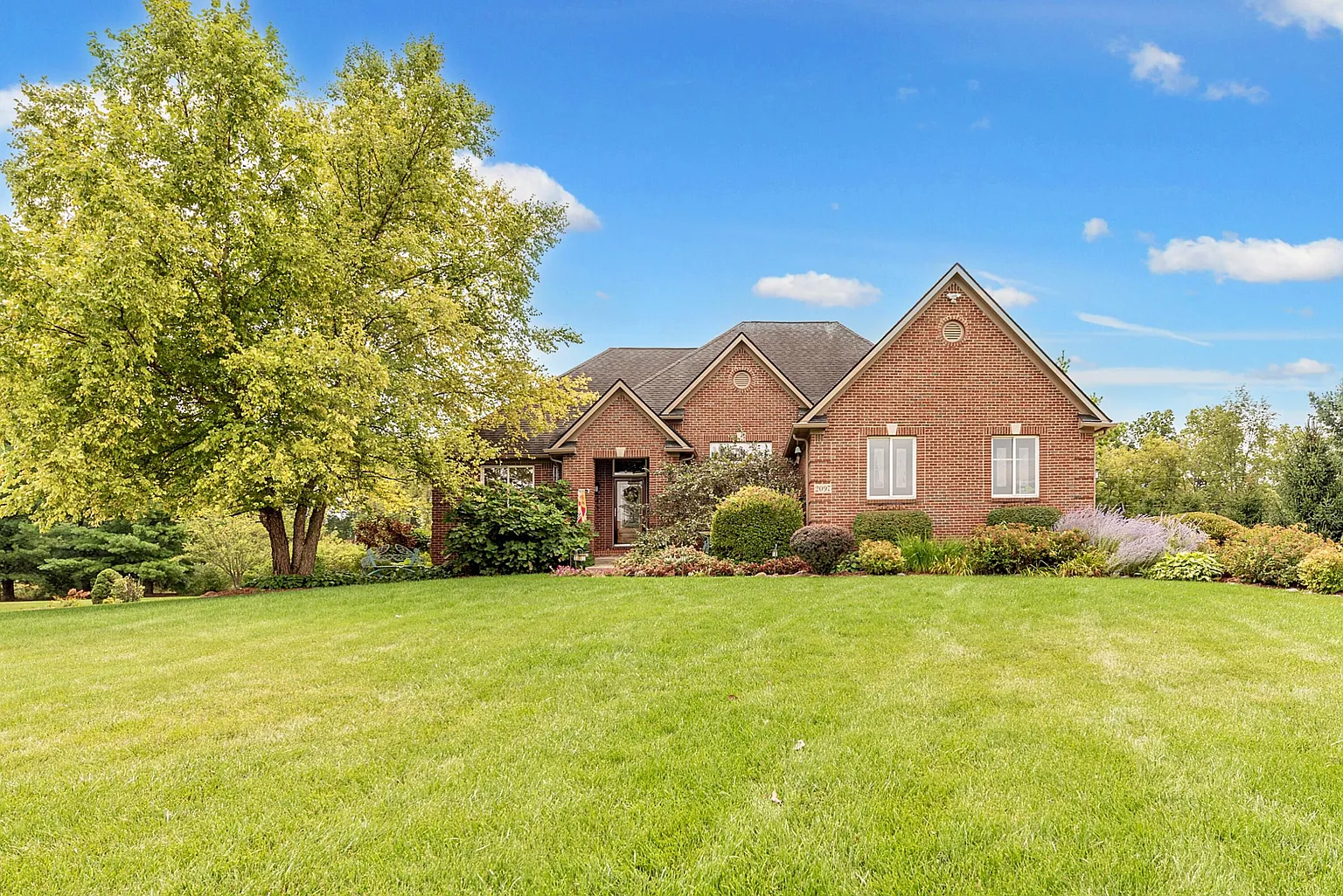 2097 Osprey Dr photo 1