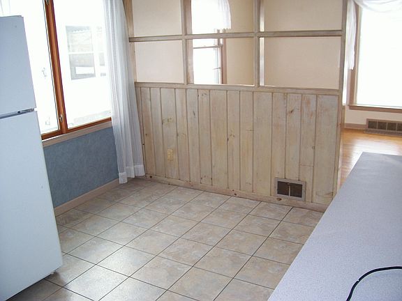Dining area features custom viewing.