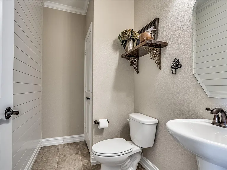 3705 Panama Cv — Photo 22