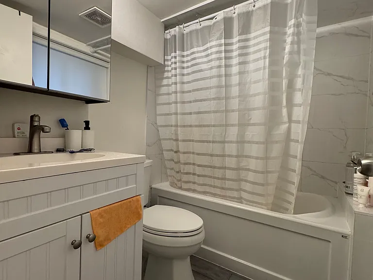 279 Lauder Ave #1 — Photo 13