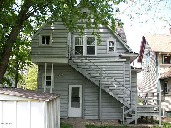 2nd image of 1020 Michigan Ave #2nd
