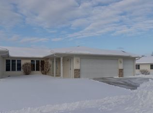 2045 Pinewood Rd SE, Rochester, MN 55904