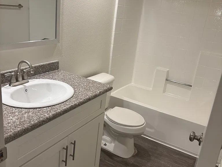 3424-3428 W Orange Ave — Photo 24