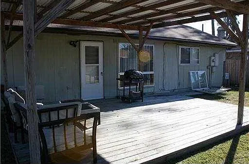 3 bed, 2.0 bath, 1471 sqft, $1,900 — Photo 4