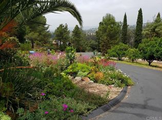 1800 Voluntary Rd, Vista, CA 92084