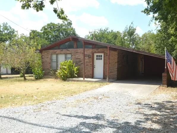 400 N Bean St, Howe, TX 75459