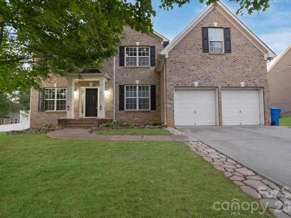 144 Steeplechase Ave, Mooresville, NC 28117