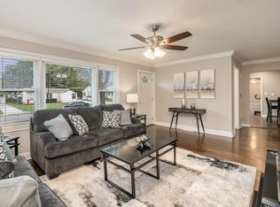 (Undisclosed Address), Elgin, IL 60120