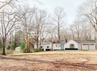 100 Hammett Rd, Taylors, SC 29687