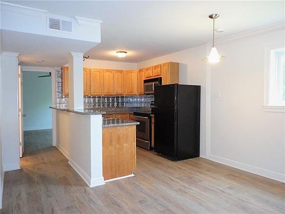 5th image of 500 Lake Marina Dr #202