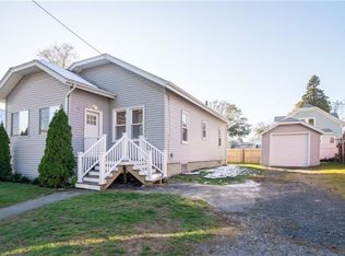 21 Clancy St, Swansea, MA 02777