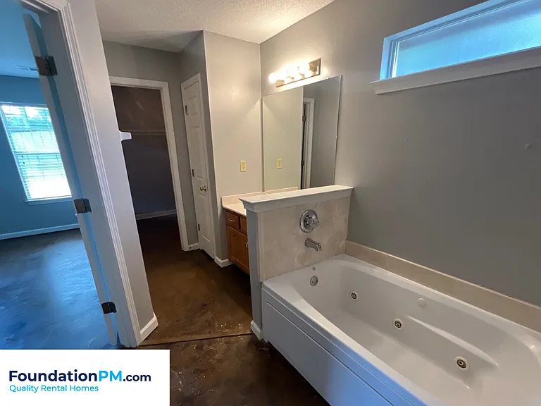 7063 Beringer Dr S — Photo 11