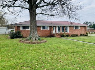 43 Stovall St, Fort Oglethorpe, GA 30742