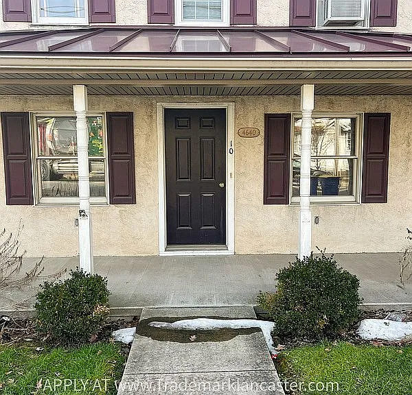 4640 Horseshoe Pike #10 — Photo 1