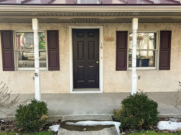 4640 Horseshoe Pike #10, Honey Brook, PA 19344