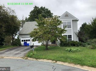 5 Belle Hollow Ct, Gaithersburg, MD 20882