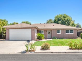 1887 W Gettysburg Ave, Fresno, CA 93705