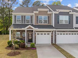 529 Barneswyck Dr, Fuquay Varina, NC 27526