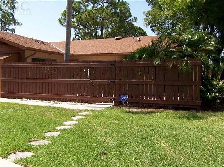 1st image of 5593 Foxlake Dr
