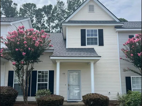 121 Lynches River Dr, Summerville, SC 29485