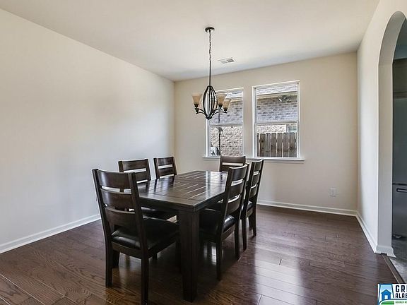 5th image of 334 Glen Cross Way
