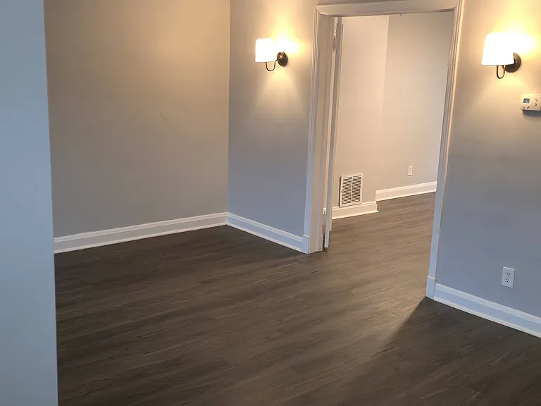 3514 Pelham Ave — Photo 3
