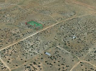 34042 W La Plancha Pkwy, Seligman, AZ 86337
