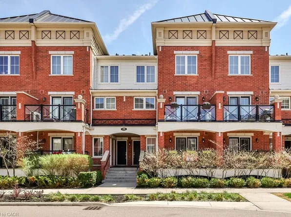 2480 Post Rd #14, Oakville, ON L6H 0K1