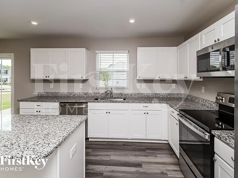 5816 Camp Ct SW — Photo 8