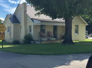 110 E Bronson St, Sparta, TN 38583