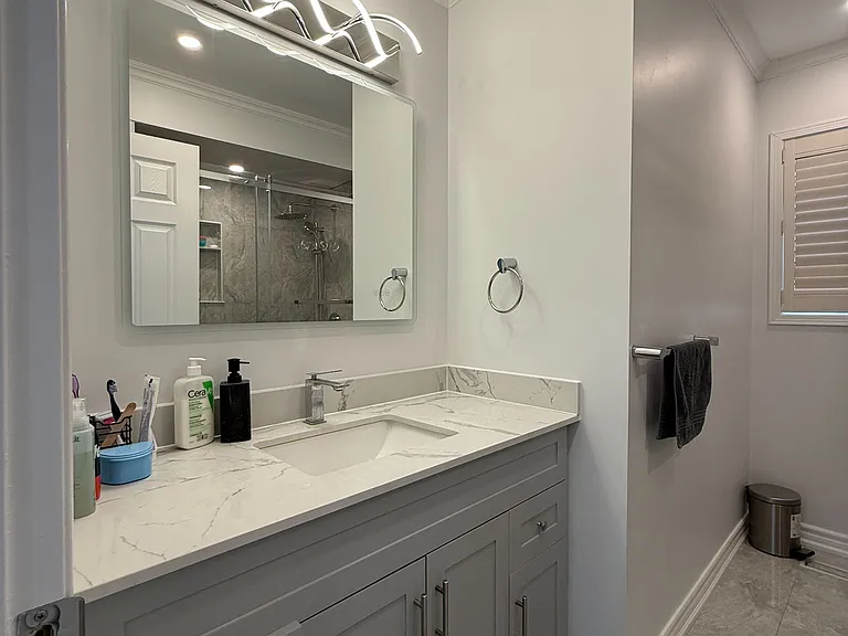 22 Rochefort Dr — Photo 25