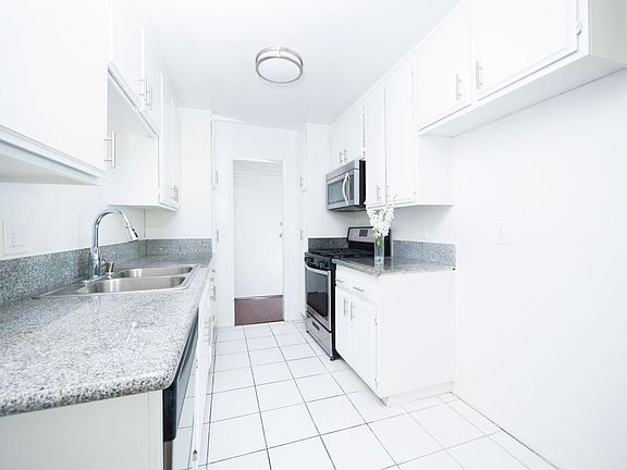 5th image of 3327 Livonia Ave #163-207