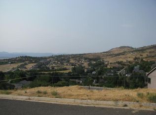 4402 San Juan Dr, Medford, OR