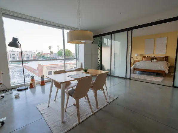 285 W 6th St APT 421, San Pedro, CA 90731