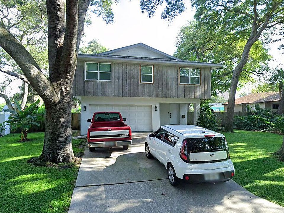 1st image of 121 69th Ave N