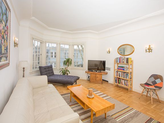 3rd image of 1856 Powell St #301