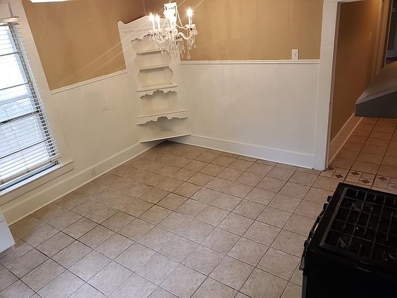 3rd image of 1227 Bagby Ave
