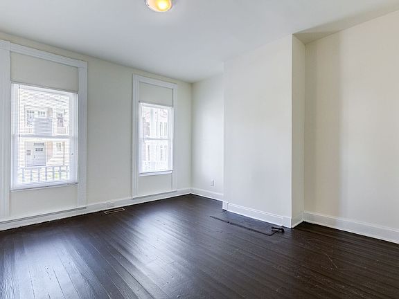 2nd image of 205 Minor St #1