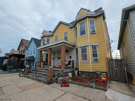 2nd image of 326 Elm St