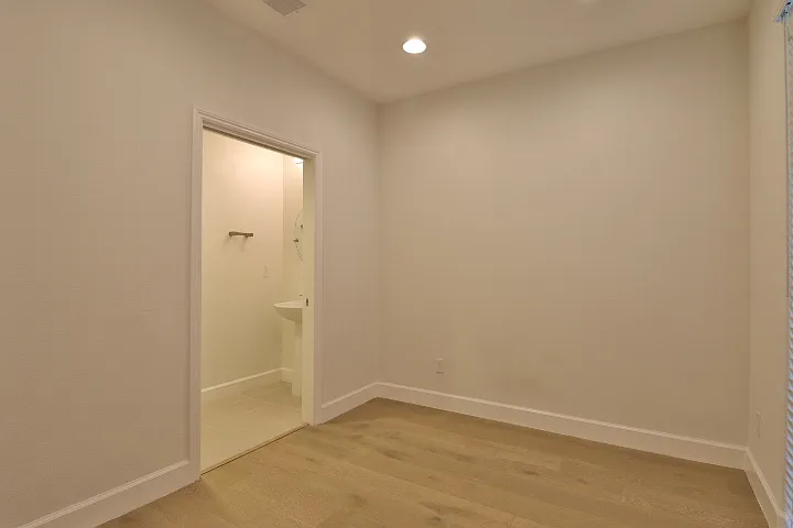 5838 W Las Positas Blvd — Photo 13