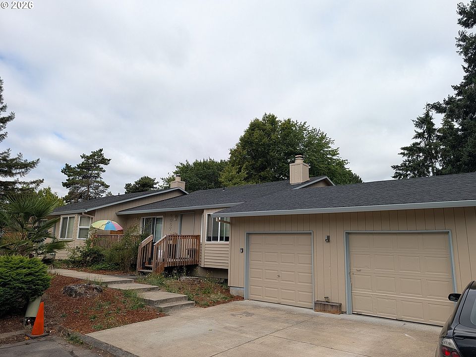 1st image of 2057 NE Barberry Dr