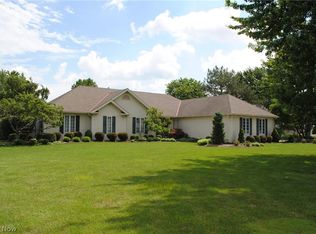 32312 Acacia Ct, Avon Lake, OH 44012