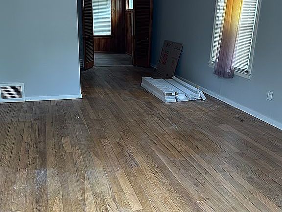 2nd image of 21911 Crystal Ave