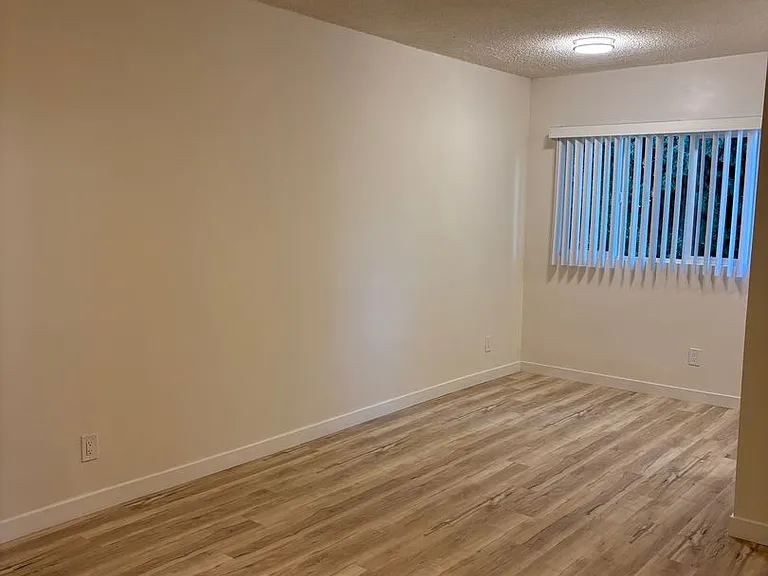 4112 Grand View Blvd — Photo 11
