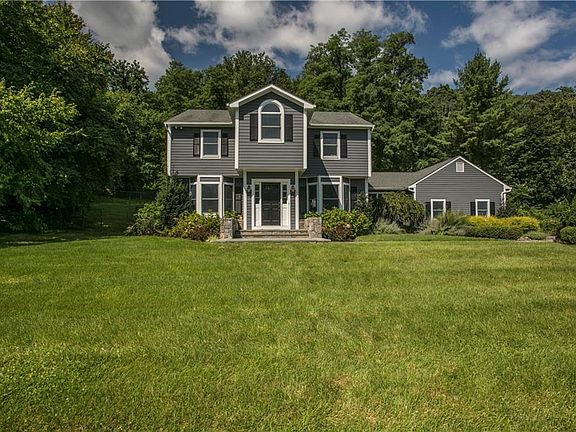 2nd image of 6 Gatwick Ct