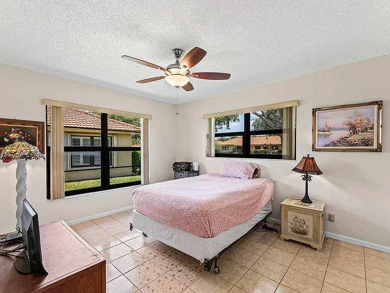 4520 Ficus Tree Rd #A — Photo 16