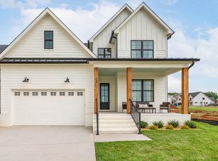 28 Suntan Ct, Winchester, TN 37398