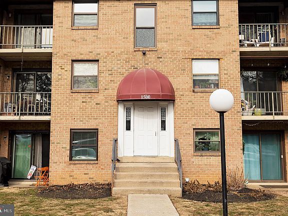 2nd image of 1508 Valley Dr