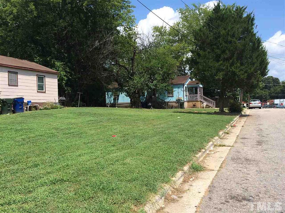 2nd image of 1005 Tipton St